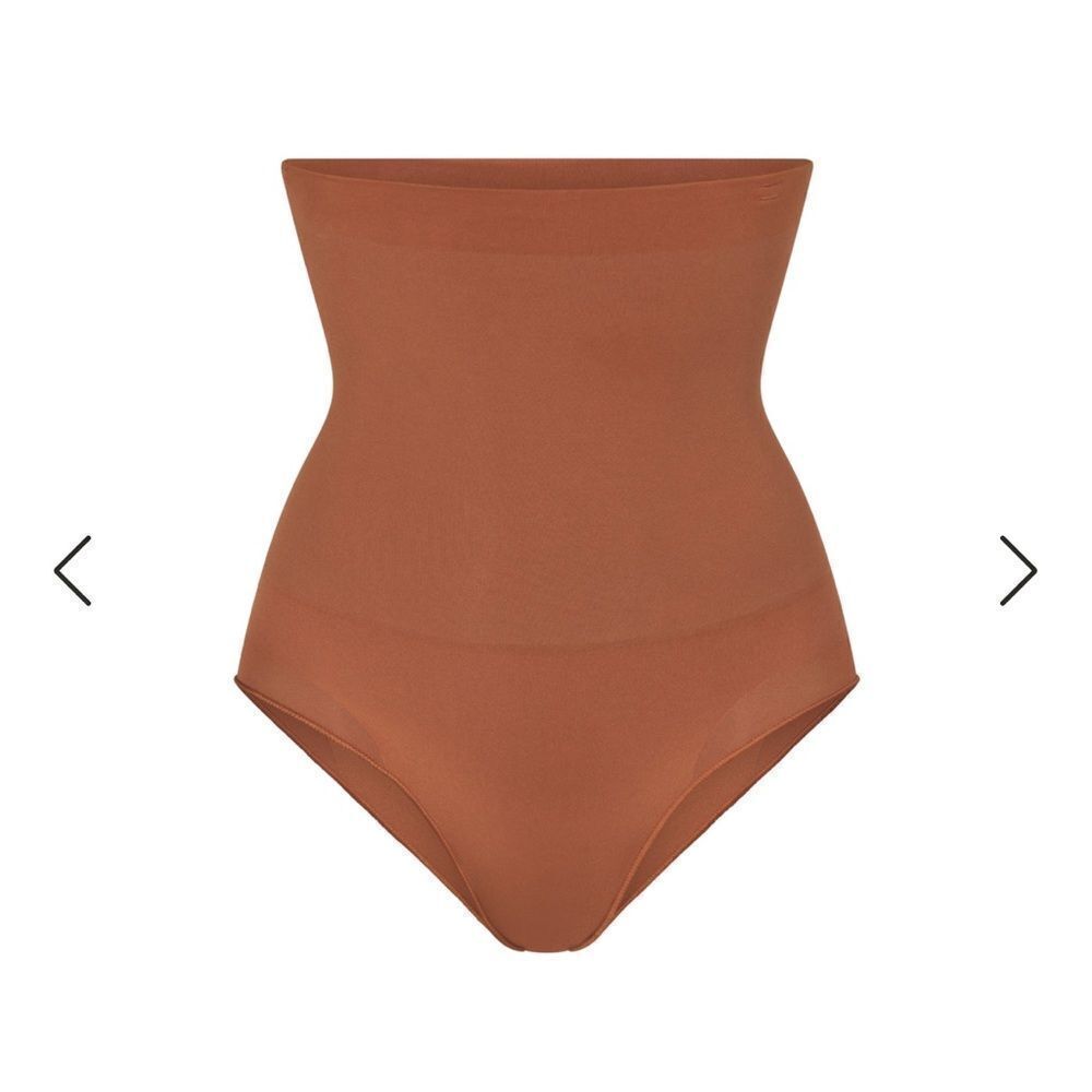 SKIMS NWT high-waisted brief core control in the color bronze size 4XL - Picture 4 of 6